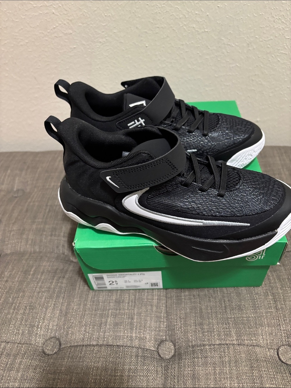 Nike Kids Black and White Sneakers